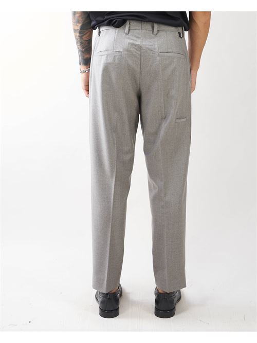 Pantalone Ford con pences in flanella di lana Low Brand LOW BRAND | Pantalone | L1PFW23246701M089